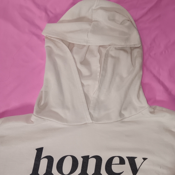 Papaya Cropped Drawstring "Honey Bee" Graphic Hoodie (M/L) - Picture 3 of 9